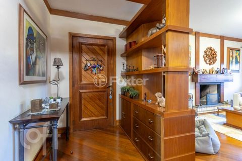 Image 8 - 879171