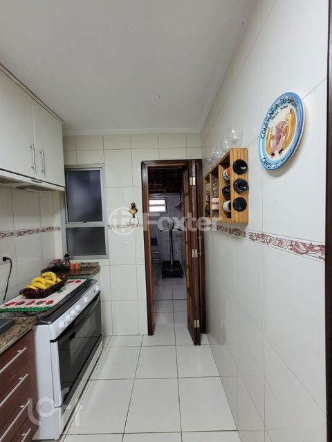 Image 3 - 879182