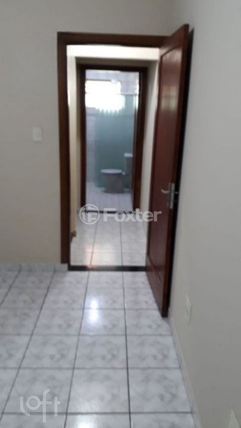 Image 8 - 879222