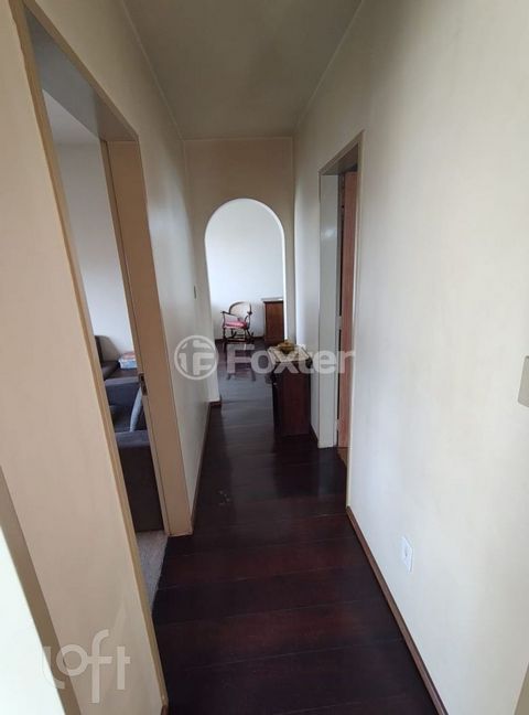 Image 9 - 879242