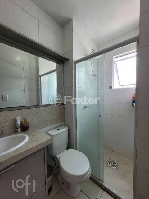 Image 7 - 879254