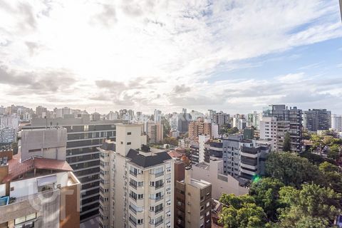 Image 8 - 879257