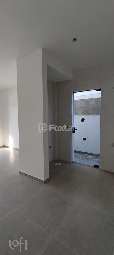 Image 7 - 879273