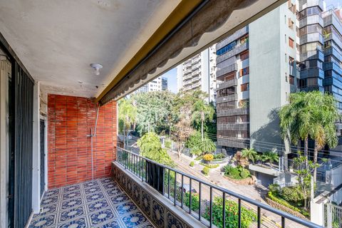 Image 4 - 879277