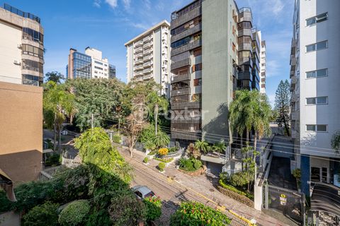 Image 16 - 879277