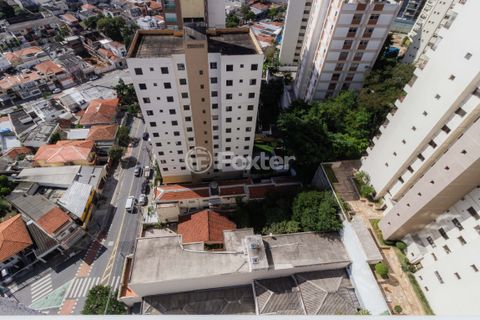 Image 3 - 879326