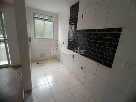 Image 7 - 879355