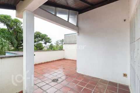 Image 5 - 879367