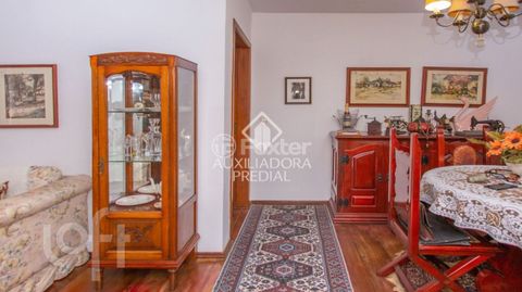 Image 8 - 879383