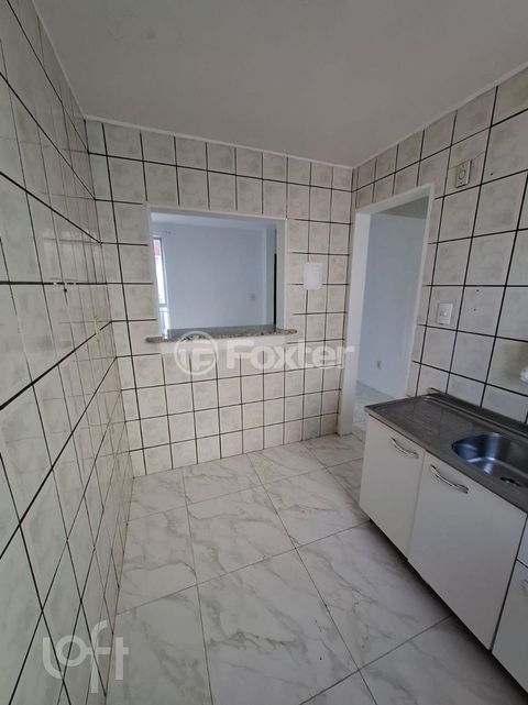 Image 8 - 879431