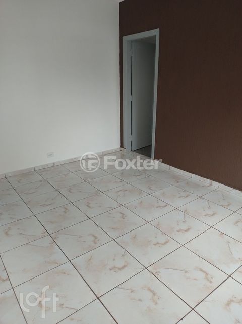 Image 2 - 879435