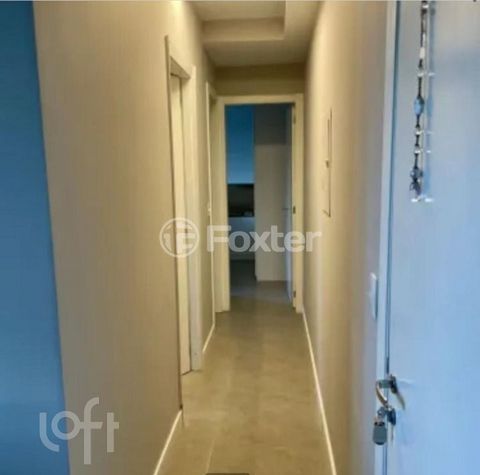 Image 7 - 879467