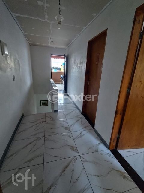 Image 7 - 879471