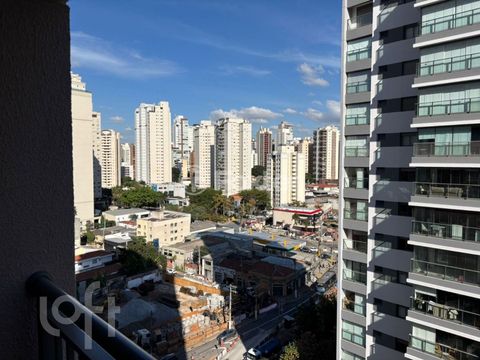 Image 7 - 879473