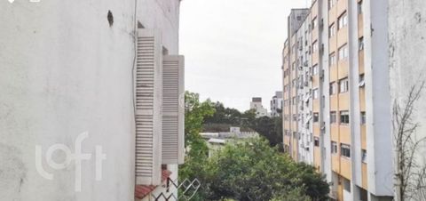Image 17 - 879518