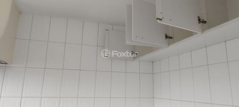 Image 19 - 879612