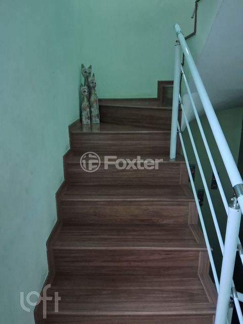 Image 2 - 879713