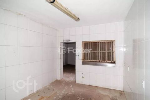 Image 3 - 879720