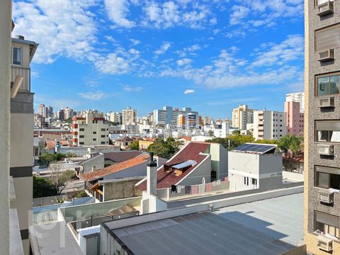 Image 3 - 879746