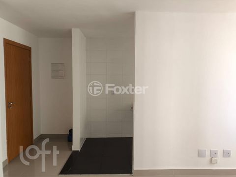 Image 3 - 879872