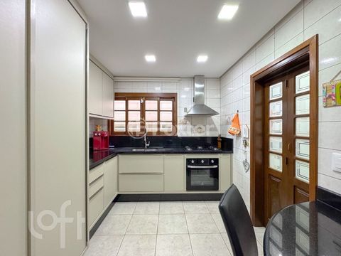 Image 7 - 879874