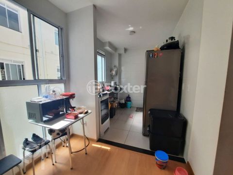 Image 4 - 879877