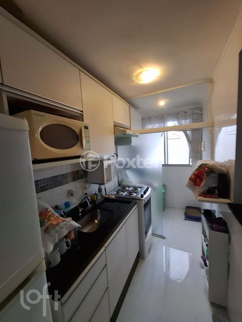 Image 7 - 879893