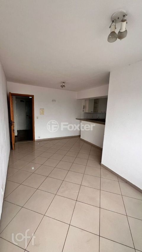 Image 4 - 879894