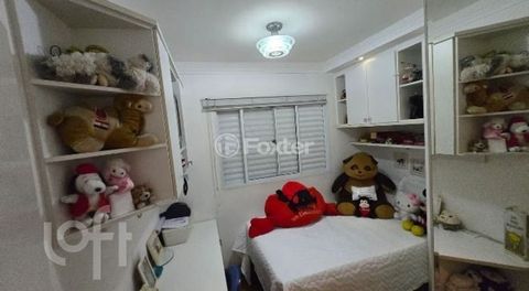 Image 9 - 879900