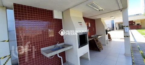 Image 10 - 879915