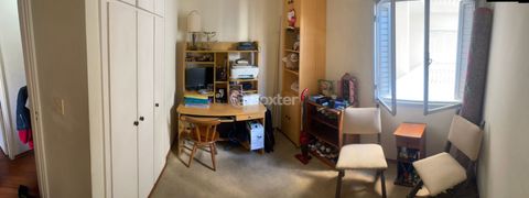 Image 16 - 879916