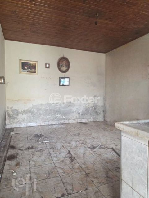 Image 9 - 879934