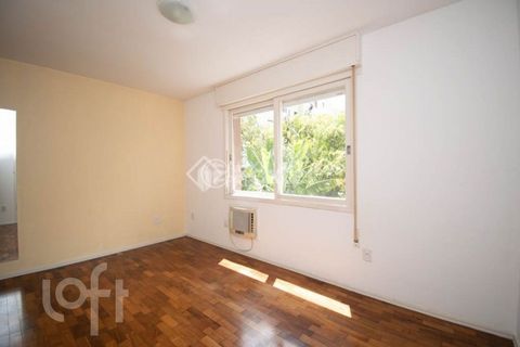 Image 8 - 879964