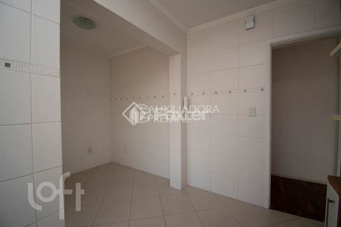 Image 8 - 879964