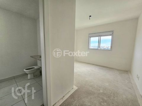 Image 7 - 879965