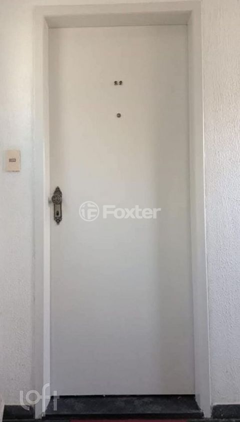 Image 2 - 879973