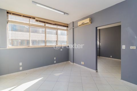 Image 7 - 879981
