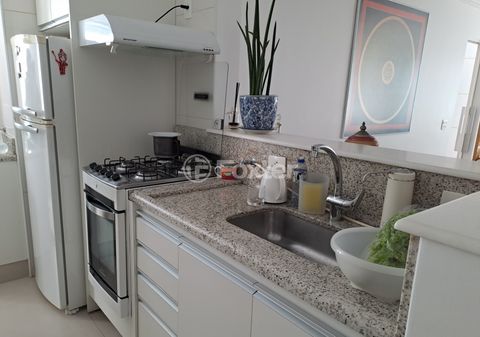 Image 9 - 880045