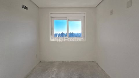 Image 7 - 880082