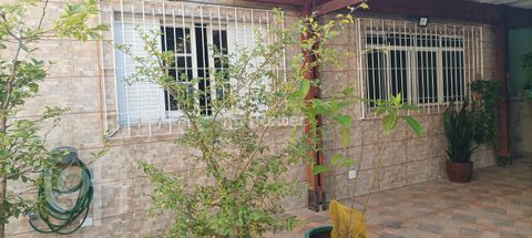 Image 14 - 880088