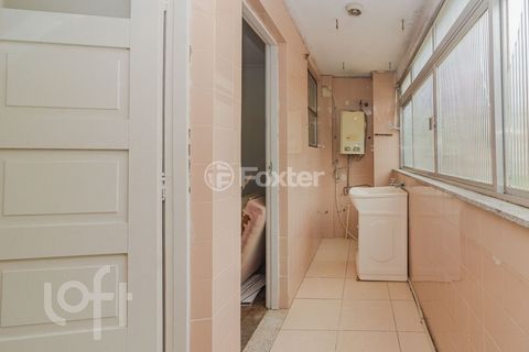 Image 7 - 880138