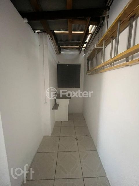 Image 7 - 880163