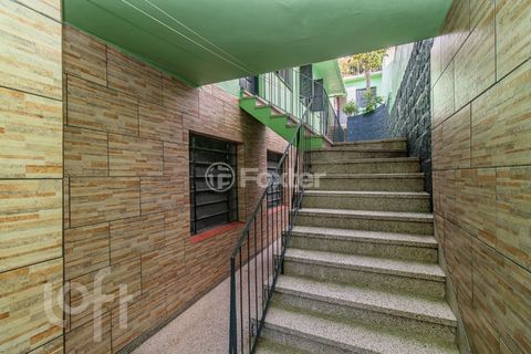 Image 3 - 880191