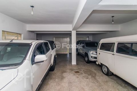 Image 1 - 880191