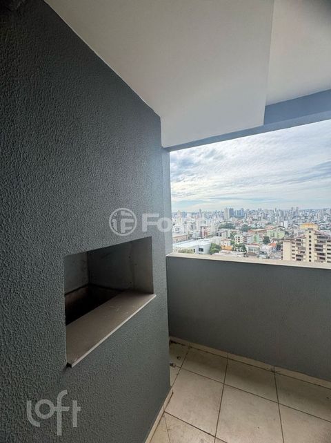 Image 16 - 880197