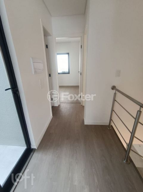Image 7 - 880202