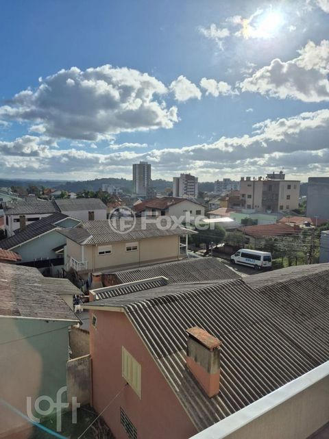 Image 11 - 880238