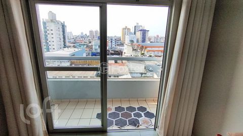 Image 8 - 880240