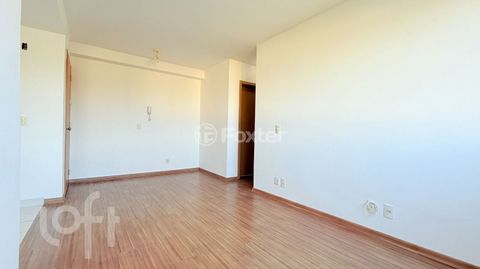 Image 6 - 880251