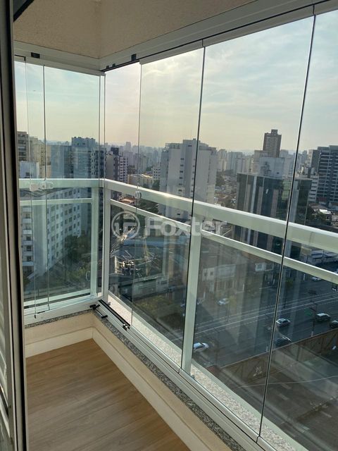 Image 4 - 880258